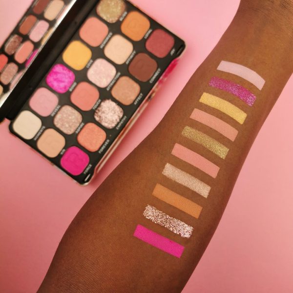 پالت سایه چشم 18 رنگ FOREVER FLAWLESS رولوشن REVOLUTION
